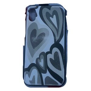 Heart Pattern Phone Case - Black and Gray